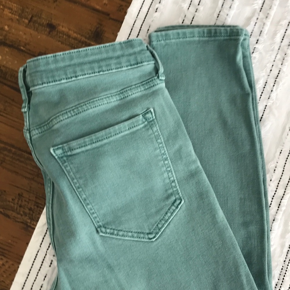 Gap Jeans - Picture 3 of 5